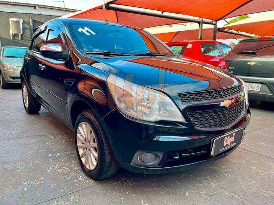 CHEVROLET AGILE 1.4 MPFI LT 8V FLEX 4P MANUAL CHEVROLET AGILE 1.4 MPFI LT 8V FLEX 4P MANUAL